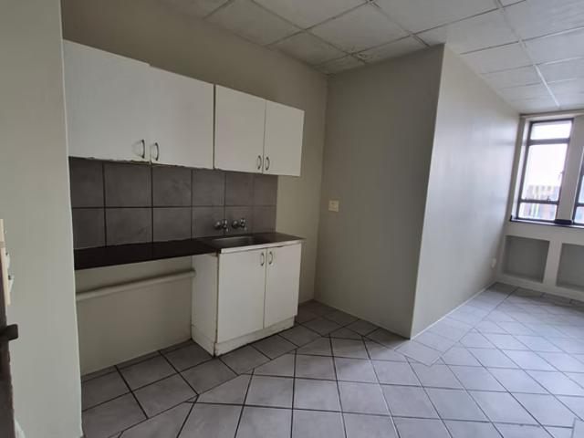 Apartment for rent in Seaview, Kwazulu-natal