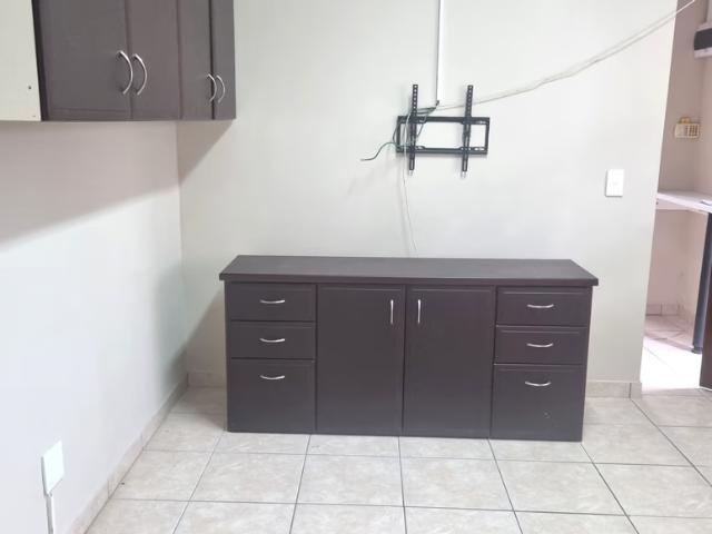 Apartment for rent in Broadway, Durban North