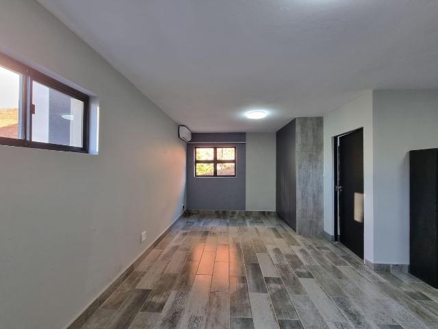 Apartment for rent in Seaview, Kwazulu-natal