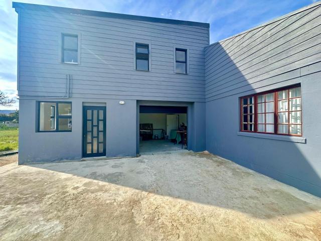 Apartment for rent in Baardskeerdersbos, Western Cape