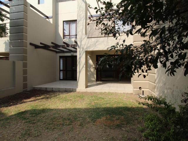Apartment for rent in Fourways, Randburg