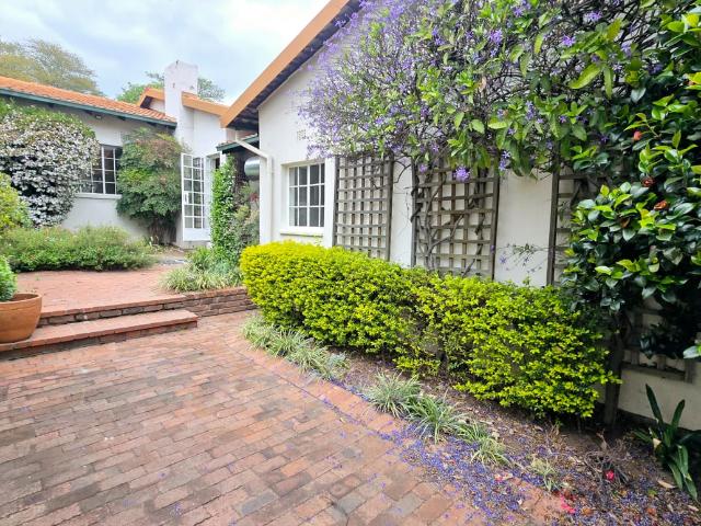 Apartment for rent in Fourways, Randburg