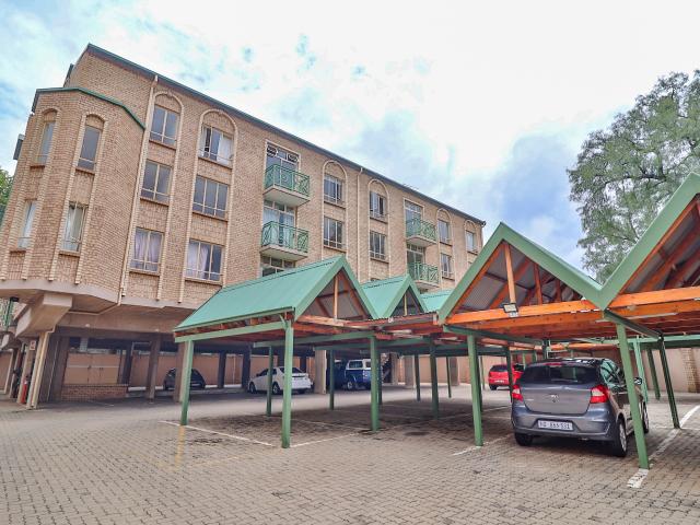 Apartment for rent in Waterkloof, Gauteng