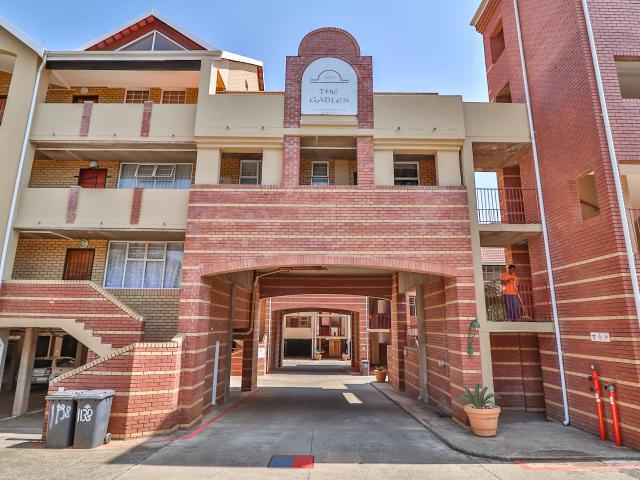 Apartment for rent in Waterkloof, Gauteng