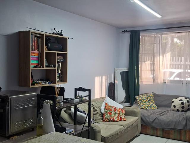 Apartment for rent in Warner Beach, eThekwini Metropolitan Municipality
