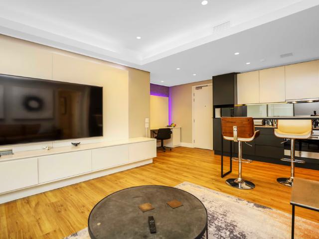 Apartment for rent in Rosebank, Gauteng