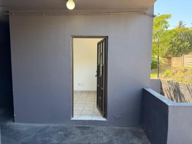 Apartment for rent in Montclair, Durban