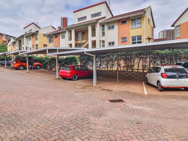 Apartment for rent in Seaview, Kwazulu-natal
