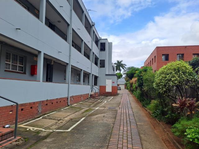 Apartment for rent in Seaview, Kwazulu-natal