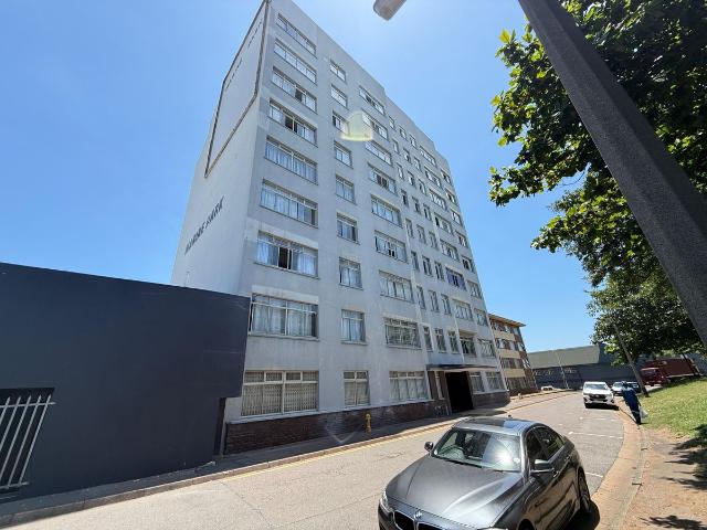 Apartment for rent in Seaview, Kwazulu-natal