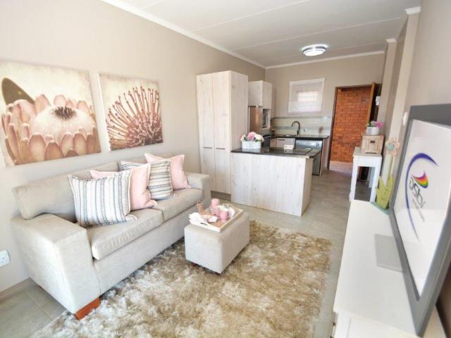 Apartment for rent in North & Sandton, Randburg