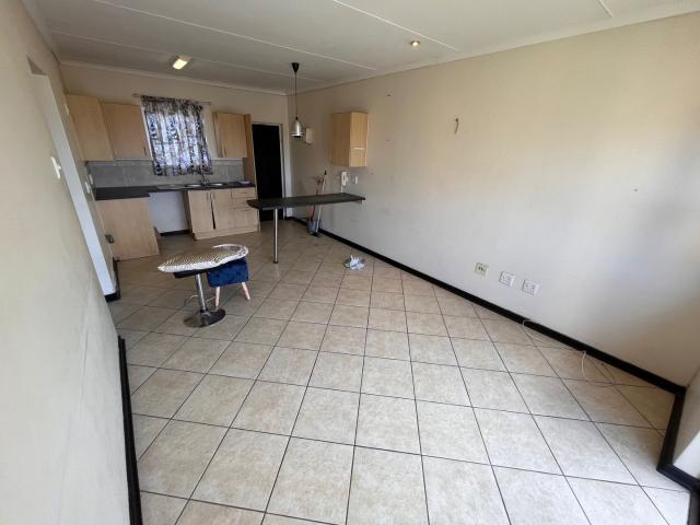 Apartment for rent in Panmure, East London