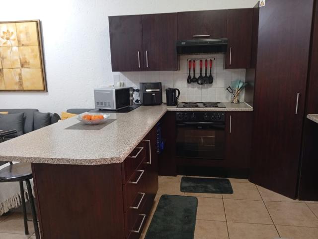 Apartment for rent in Paulshof, Alexandra