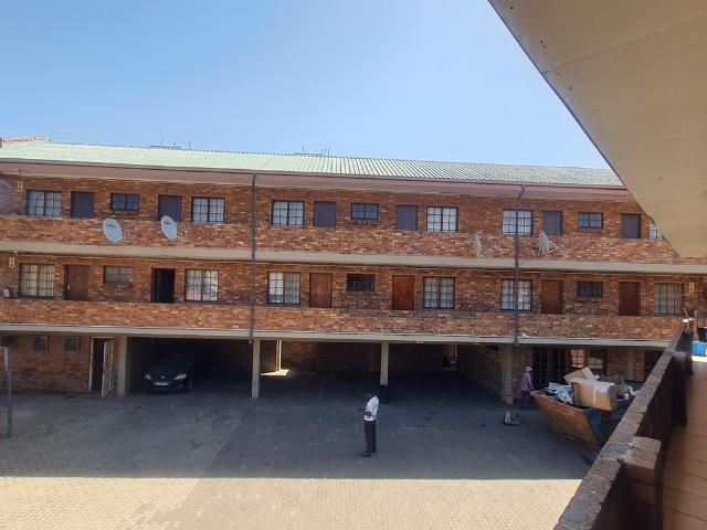Apartment for rent in Rustenburg, Rustenburg Local Municipality