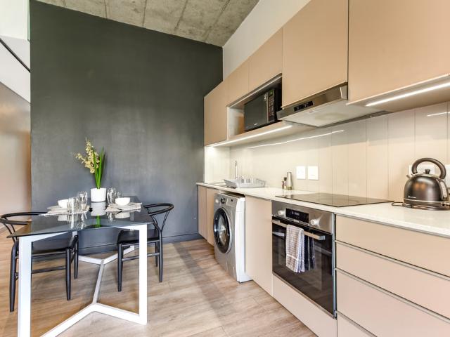 Apartment for rent in Johannesburg Ward 103, Sandton