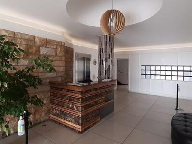 Apartment for rent in Sea Point, Cape Town