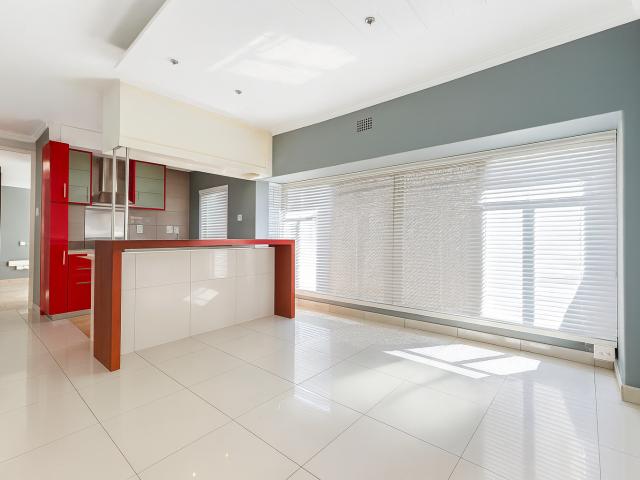 Apartment for rent in Sea Point, Cape Town