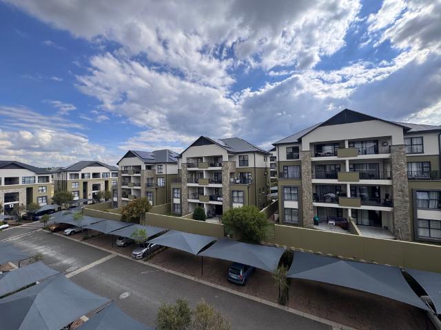 Apartment for rent in Waterfall Country Village Estate, Sandton