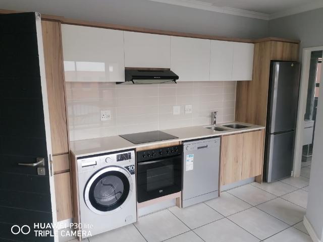 Apartment for rent in Waterkloof, Gauteng