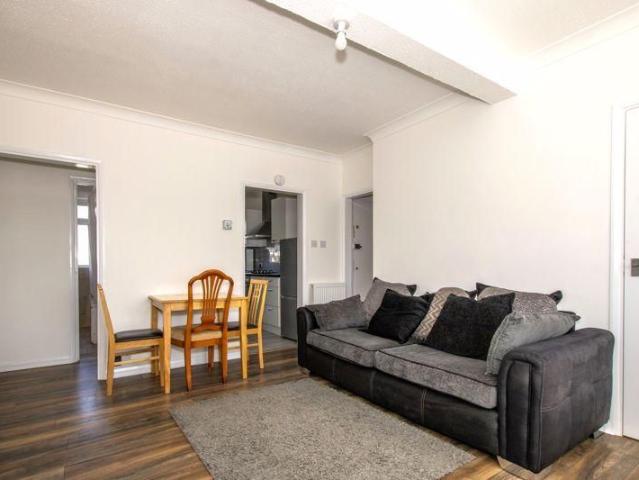 Apartment for rent in London Borough of Croydon, Selhurst