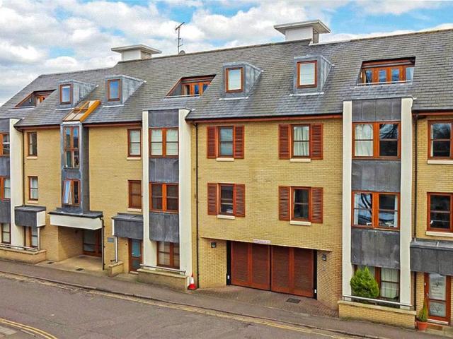 Flat for rent in The Kite, Arbury