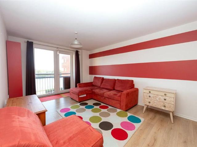 Apartment for rent in Falcon Lodge, Wales