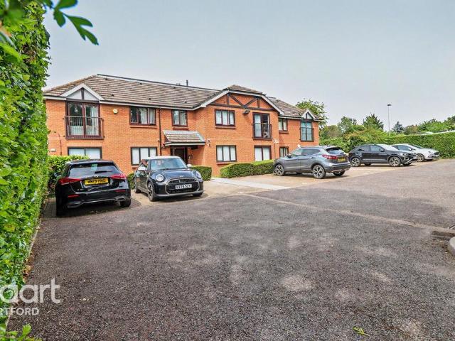 Flat for rent in St Paul's Cray, Greater London