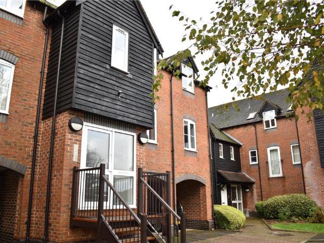 Flat for rent in Enborne, West Berkshire