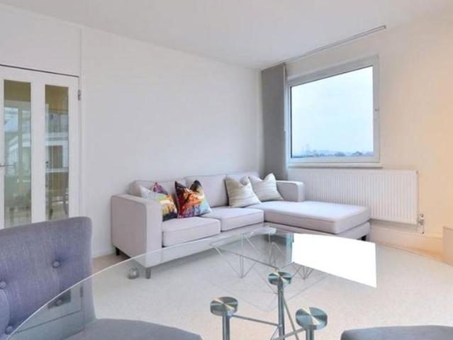 Apartment for rent in Westminster, Victoria