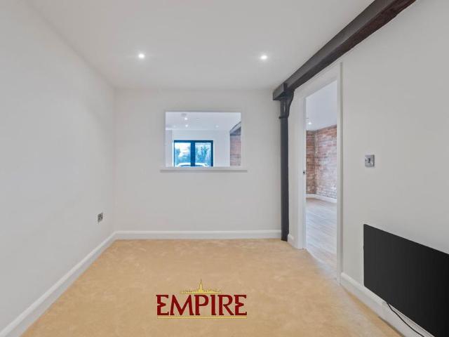 Apartment for rent in Beamhurst, Staffordshire