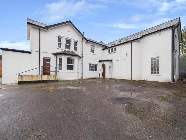 Flat for rent in Wash Common, Enborne
