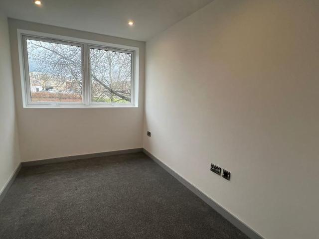 Apartment for rent in Goldthorn Hill, West Midlands