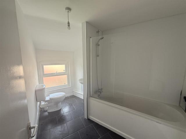 Apartment for rent in Calderstones