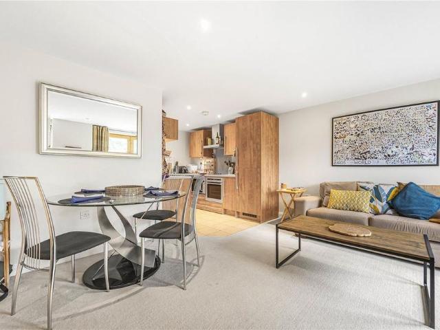 Apartment for rent in St Thomas', The Slade