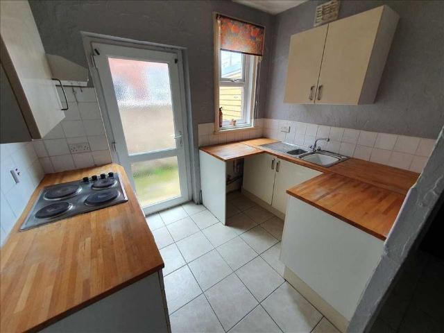 Apartment for rent in Queenstown, Blackpool
