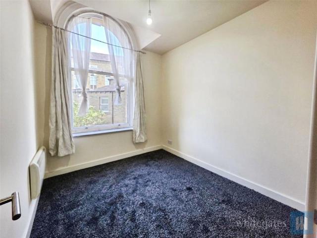 Apartment for rent in Eightlands, Dewsbury