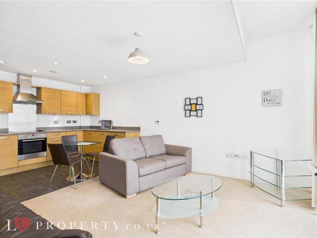 Flat for rent in Calthorpe Fields, West Midlands