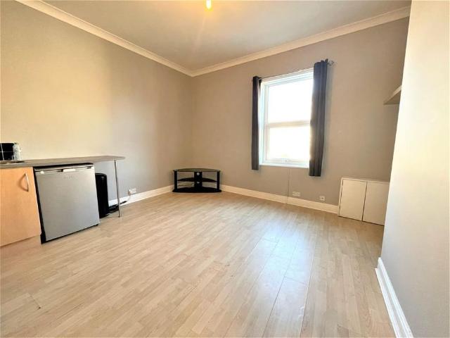 Apartment for rent in Farsley, West Yorkshire