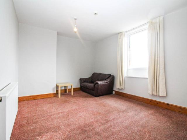 Apartment for rent in Wortley, West Yorkshire