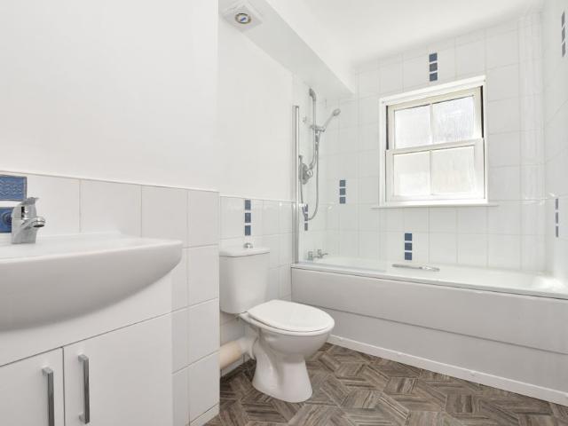 Apartment for rent in Ventnor, Cowlease