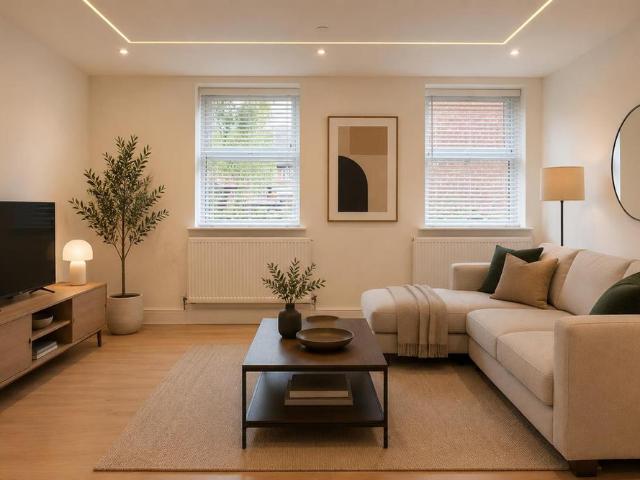 Apartment for rent in Totteridge, Cressex