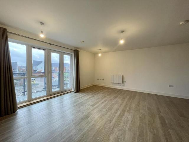 Apartment for rent in Kilnwood Vale, Horsham