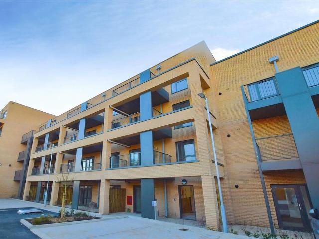 Flat for rent in Greater London