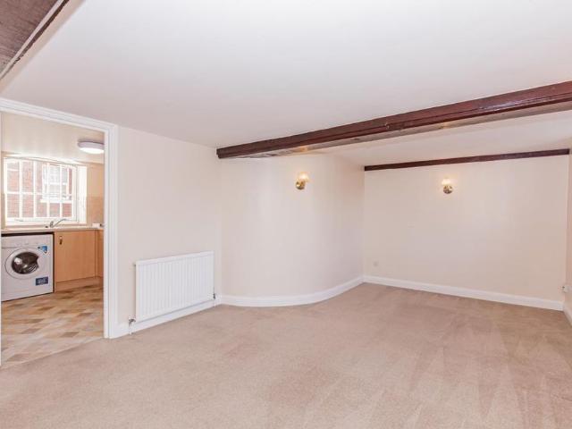 Apartment for rent in Caldecott, Dromore