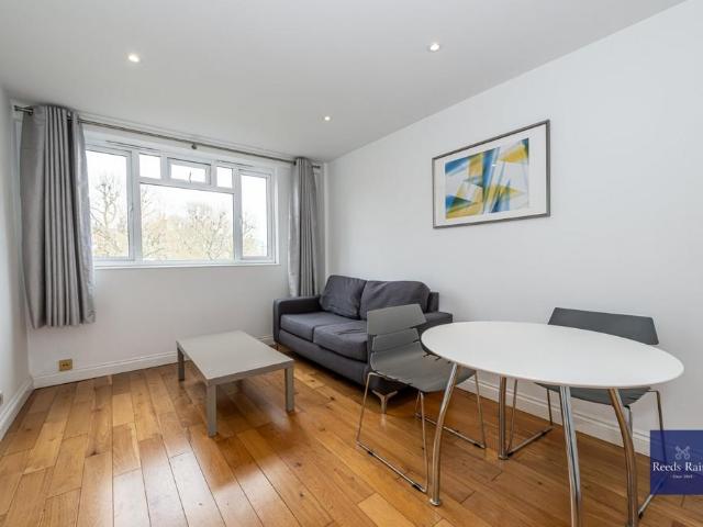 Flat for rent in Greater London