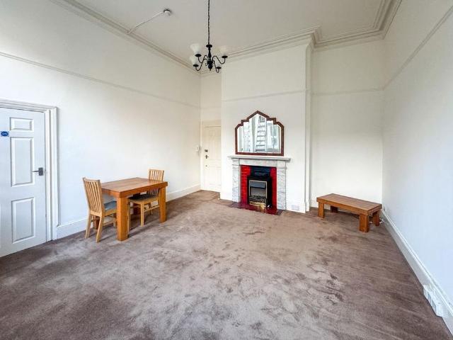 Apartment for rent in Huddersfield, West Yorkshire