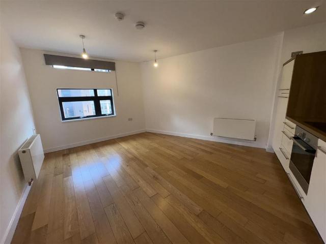 Flat for rent in Georgia, Greater Manchester