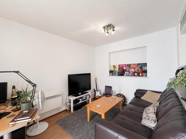 Apartment for rent in Watergate, Devon