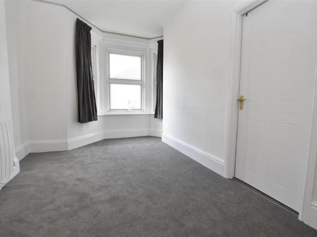 Flat for rent in Central, Heathlands