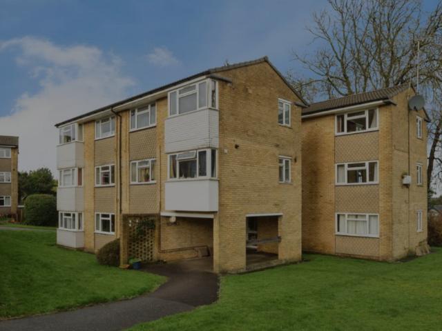 Flat for rent in Broadwater Down, Sandown Park